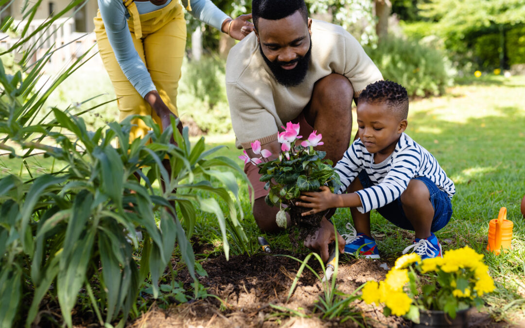 How to use allowances effectively: teaching kids to manage money.